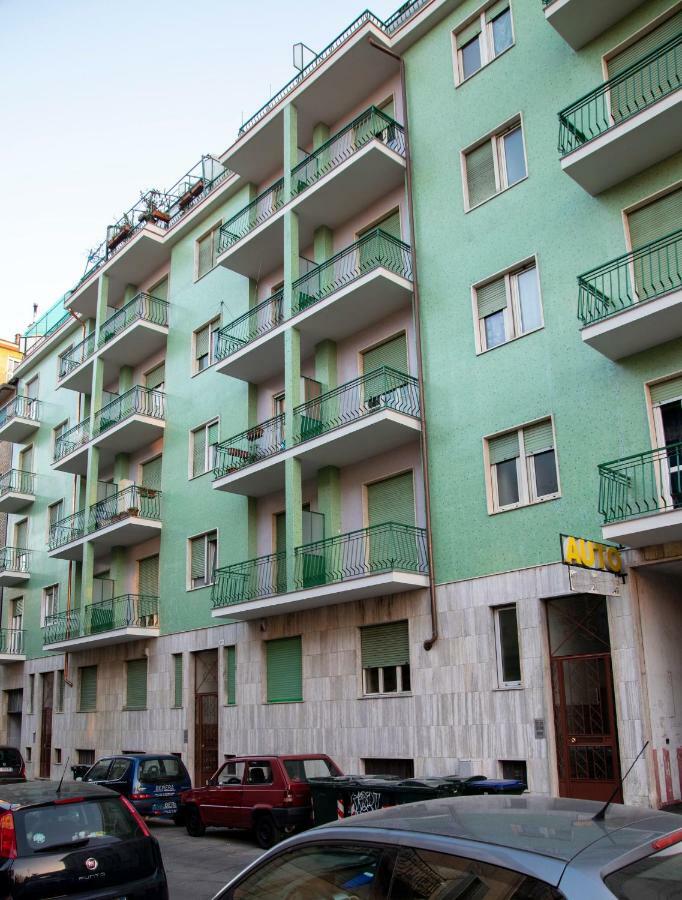 Spezia Lägenhet Turin Exteriör bild